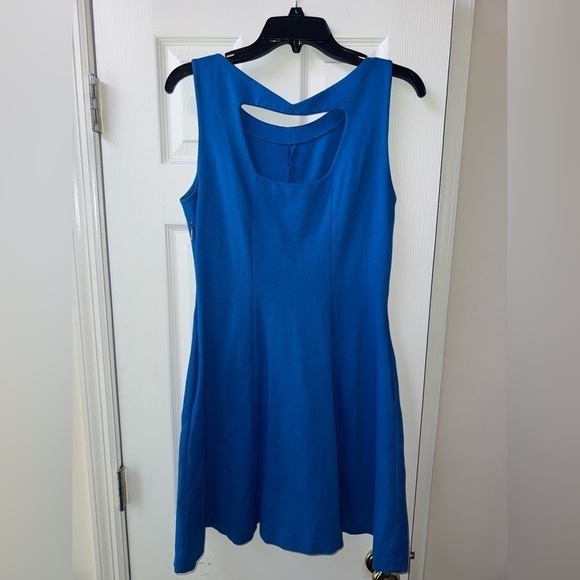 Rachel Roy Royal Above The Knee Blue Dress w cutout Back Size 8 - Picture 3 of 8